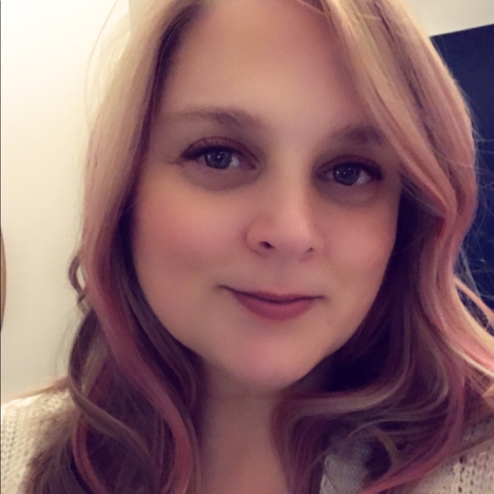 Meet your Posher, Andrea